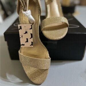 Women’s glittery heels